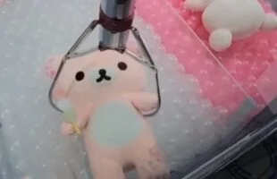 Dit is het geheim van grijpmachines: zo win je elke keer bij de kermis!